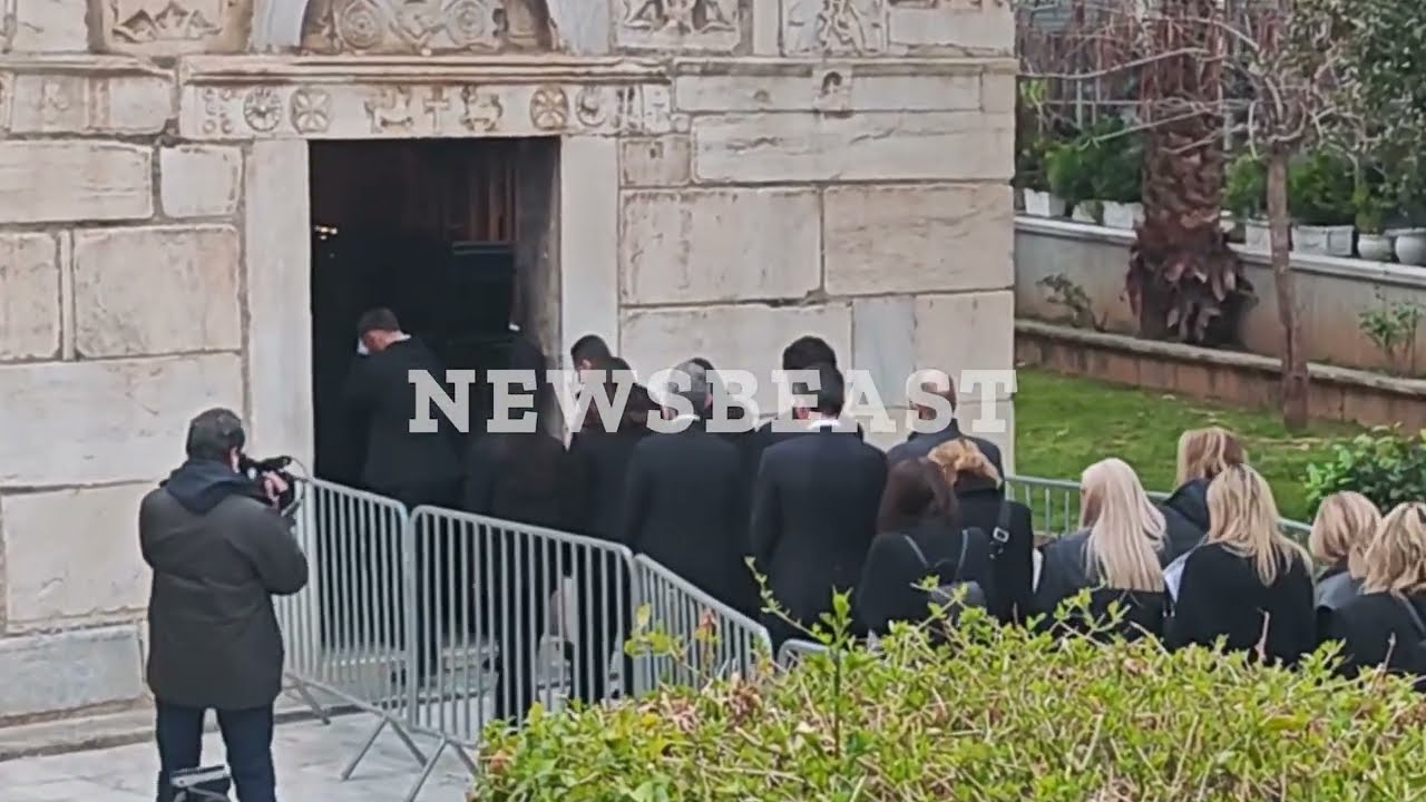 &Eta; &sigma;&omicron;&rho;ό&sigmaf; &tau;&eta;&sigmaf; &Mu;&alpha;&rho;&iota;&nu;έ&lambda;&lambda;&alpha;&sigmaf; &sigma;&tau;&eta; &Mu;&eta;&tau;&rho;ό&pi;&omicron;&lambda;&eta; &Alpha;&theta;&eta;&nu;ώ&nu; | NEWSBEAST