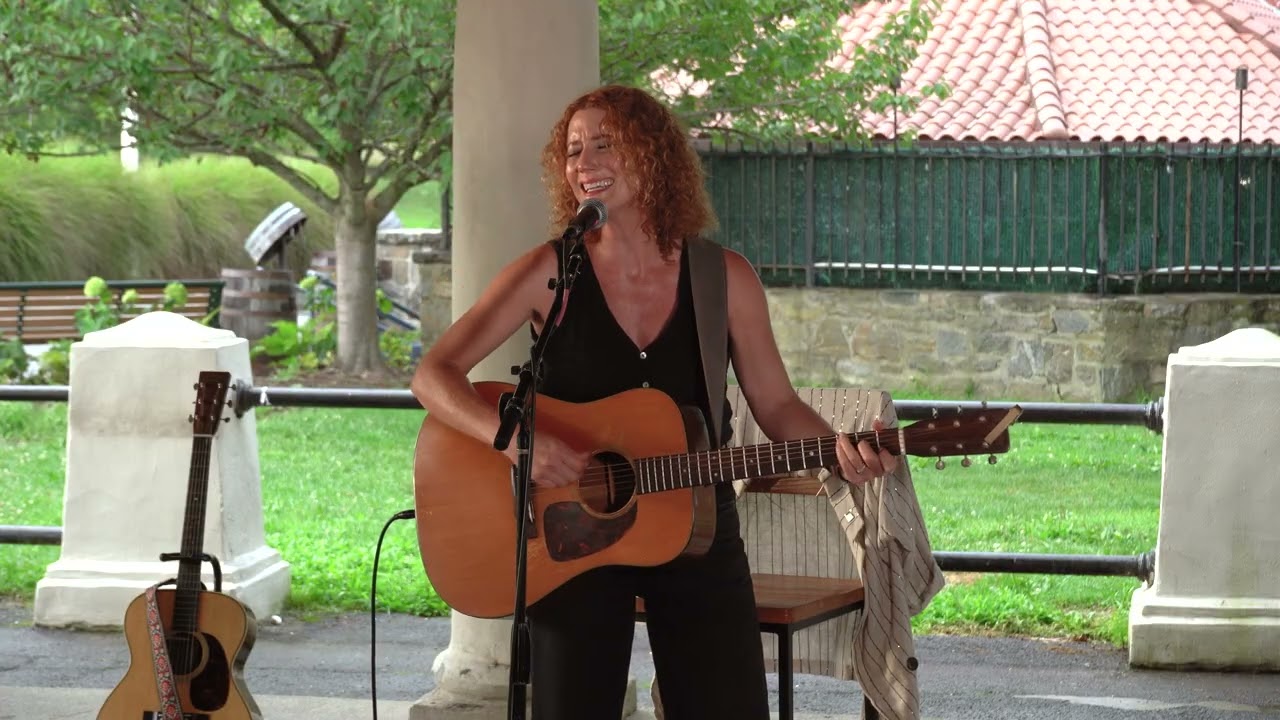 Kathleen Edwards - Save Your Soul (Peak Summer Session)