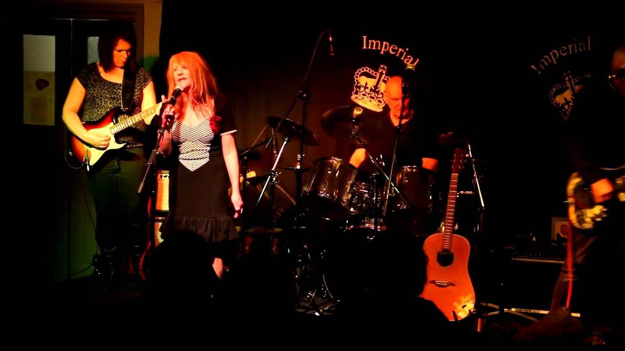 GEORGE BOROWSKI + THE FABS feat Miss GAYNOR WILSON - I AM IN LOVE @ THE RAILWAY VENUE, BOLTON