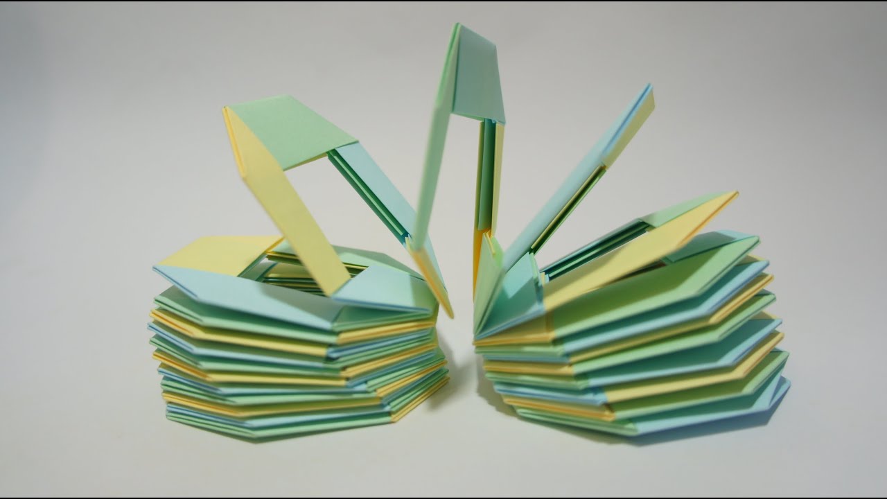 Origami Slinky (Jo Nakashima)