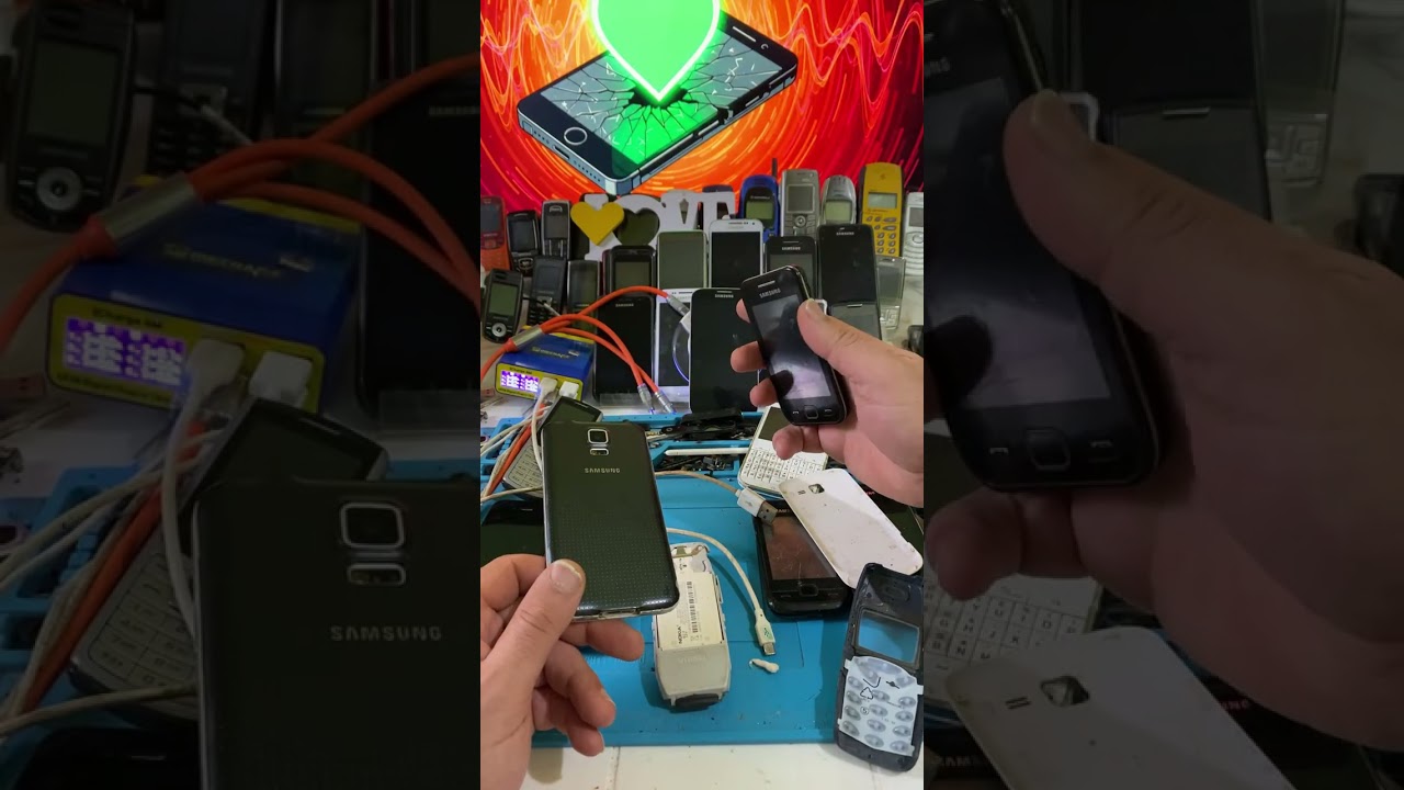 Copie de “Phone repair skills”  is live!