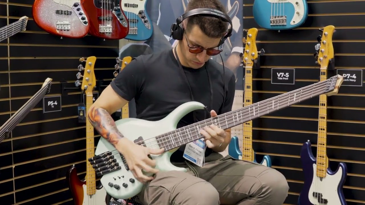 DEMO: Sire M6-5 Headless Surf Green Metallic Satin NAMM Show 2025 (ft. @DavidVause)