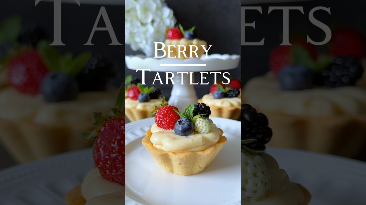 Delicious Berry Tartlets Recipe 😍🤍🍓 (in the Caption) #berry #tartlets #recipe
