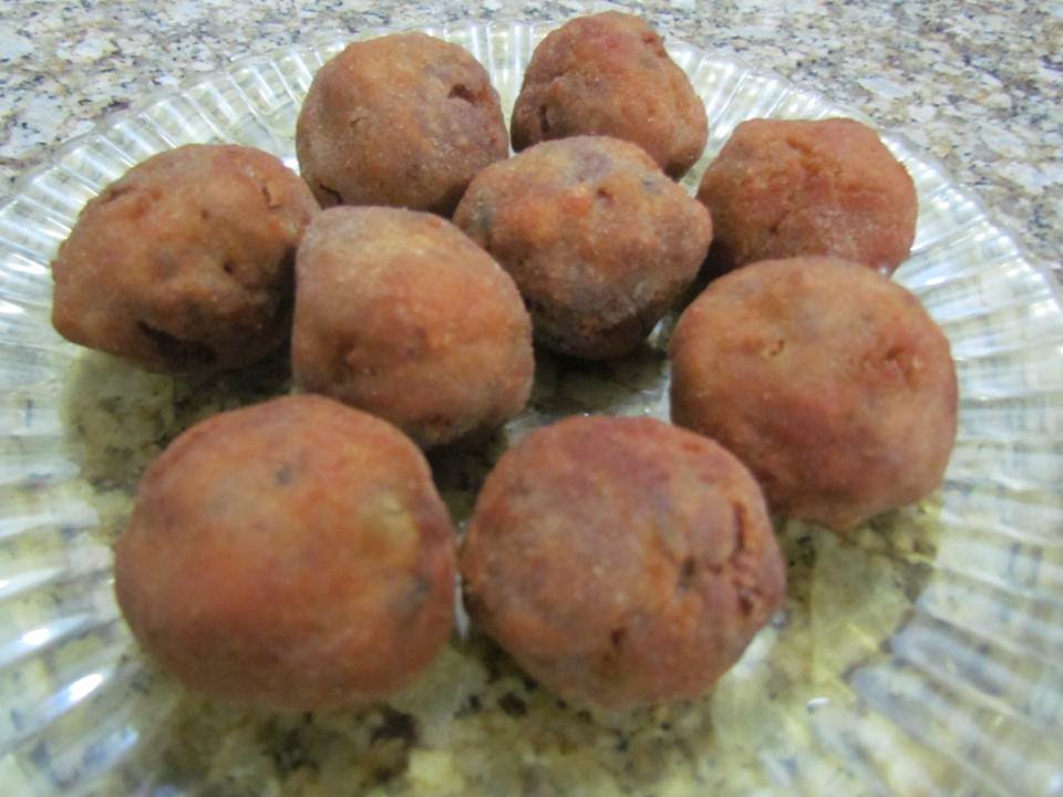 ALMÔNDEGAS - RECEITAS DA VÓ LURDES