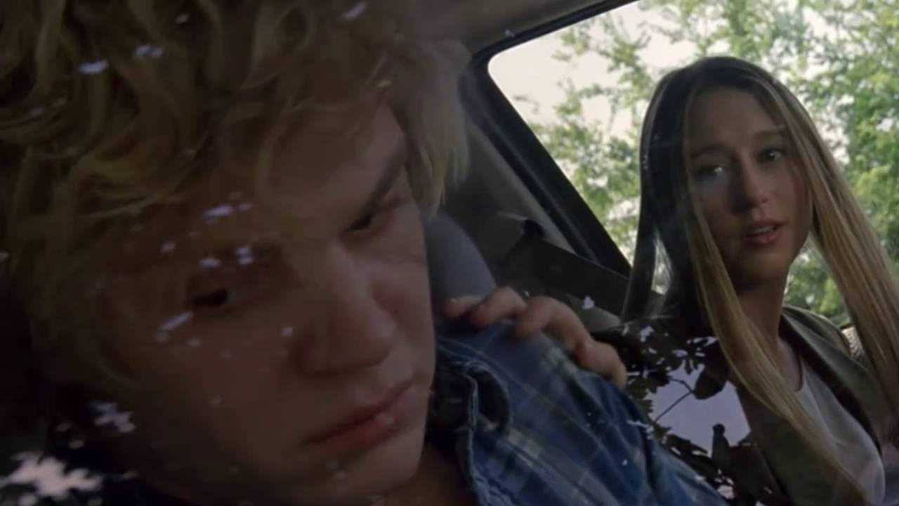 ❖  Zoe & Kyle ; Love Me Like You Do