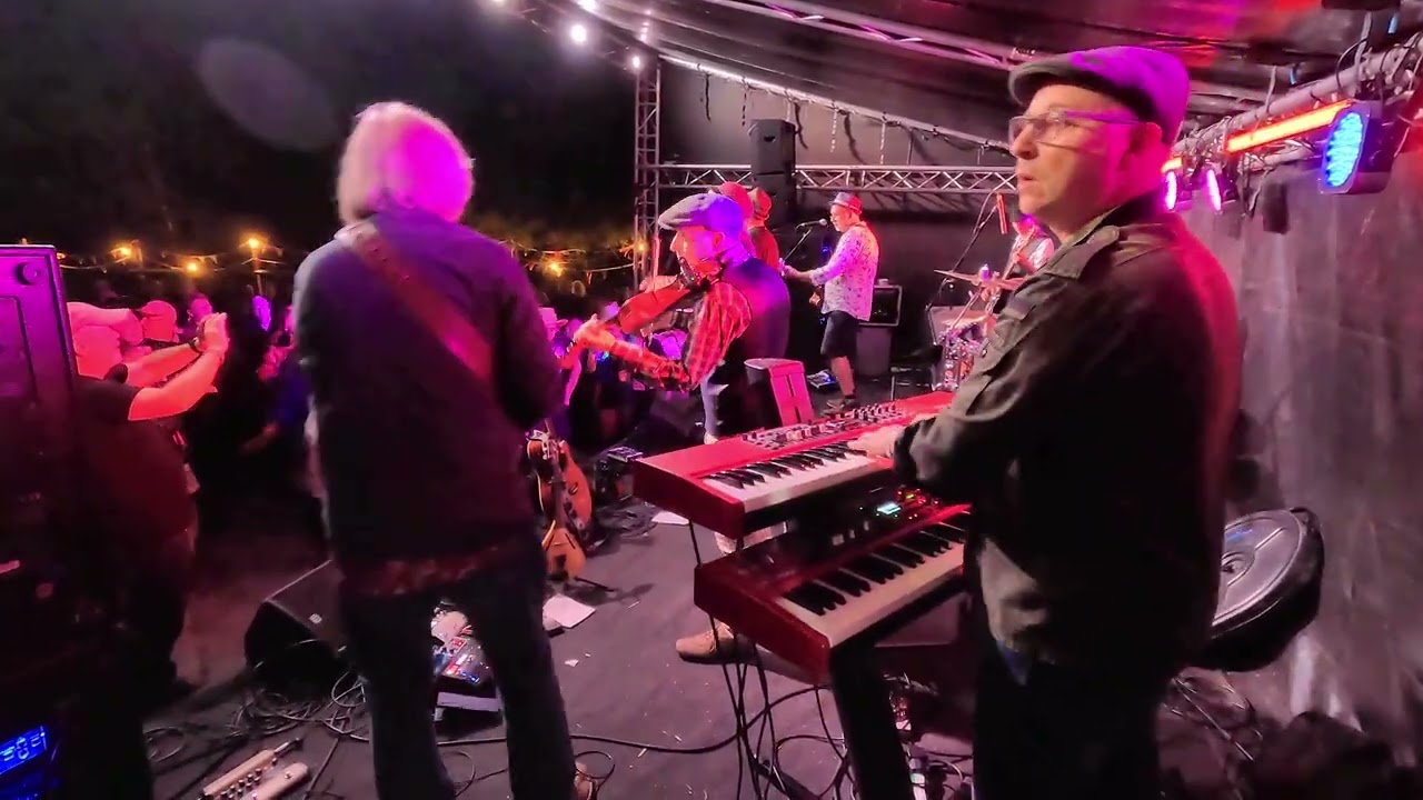 Merry Hell @Folk On The Farm 2025