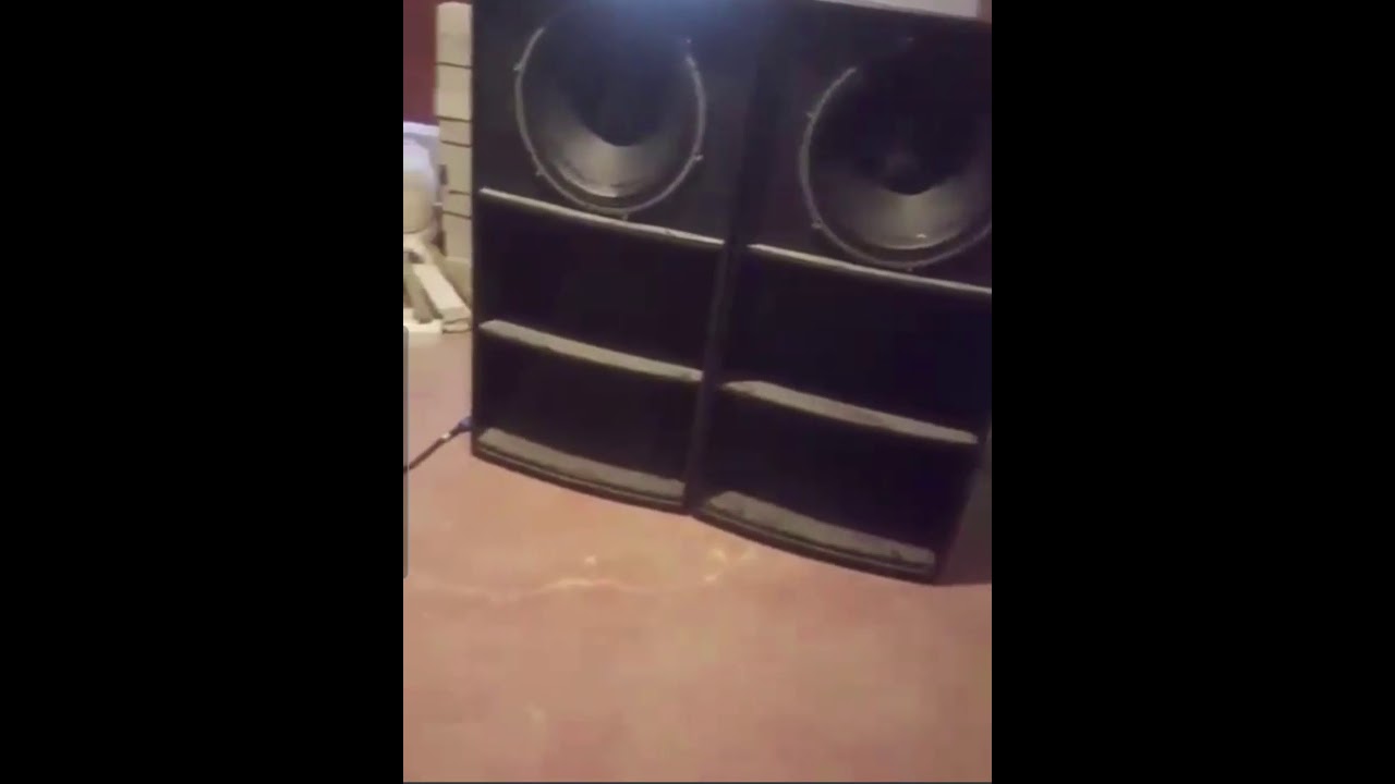 Extreme Powerful Sub Bass Test (scoop bass bin) Precision Devices 1852. MOSTEC PREAMP. MONOBLOCK AMP