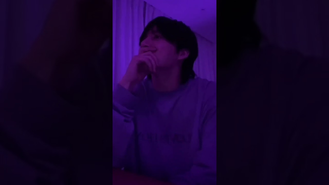 [ENG] 270723 Weverse Live - Jungkook's reaction to ARMY Song For BTS 