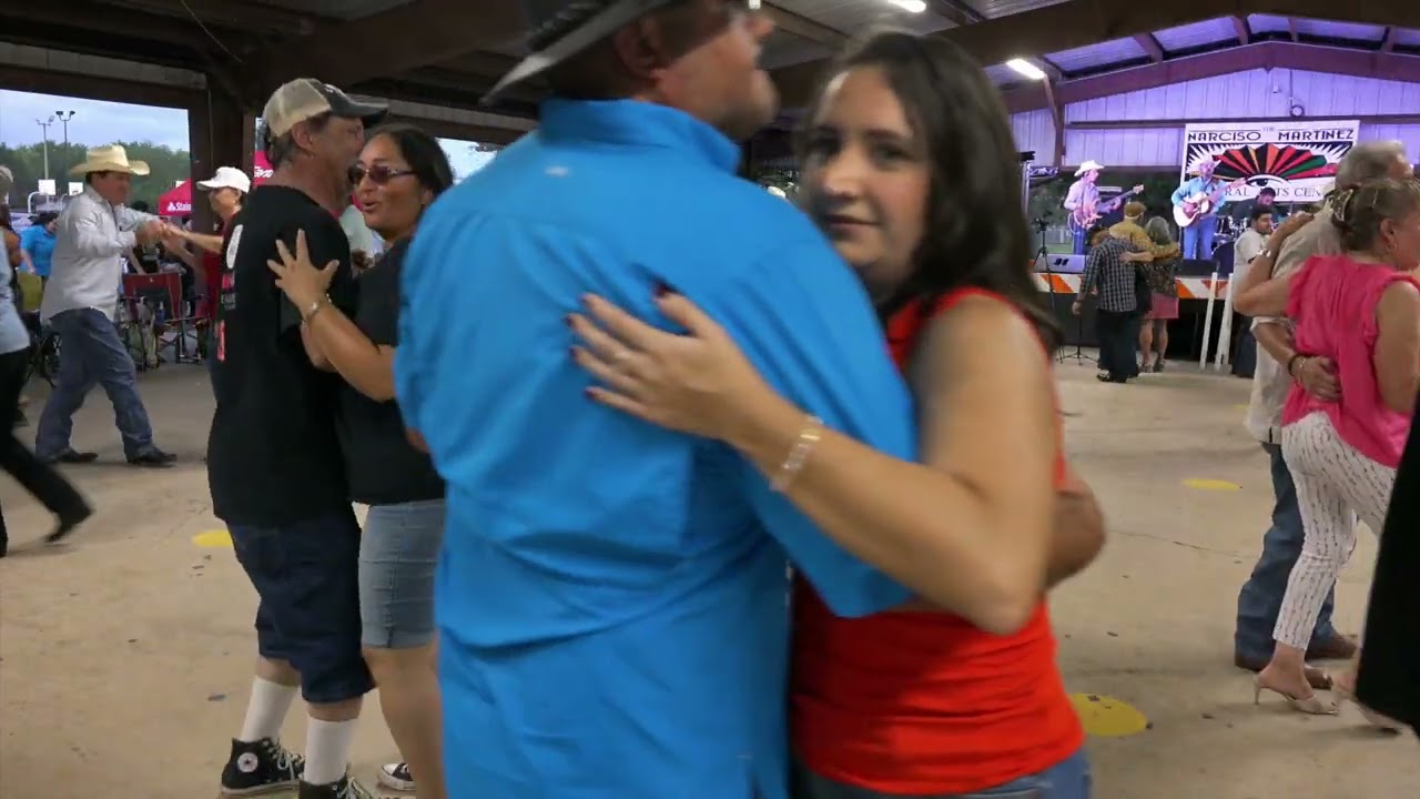 Bailando Ranchera En Los Fresnos @ The Narciso Martinez Conjunto Festival 2024