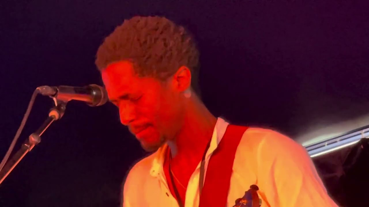 Ron Artis II on KTBAS IX