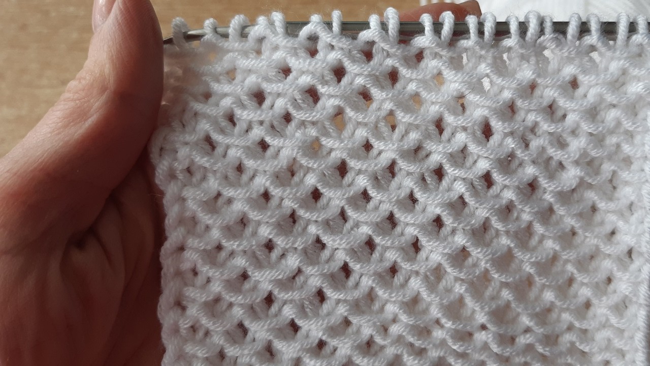 💖 Ich habe mich auf den ersten Blick in dieses Muster verliebt! Lasst uns zusammen stricken! 🧶✨