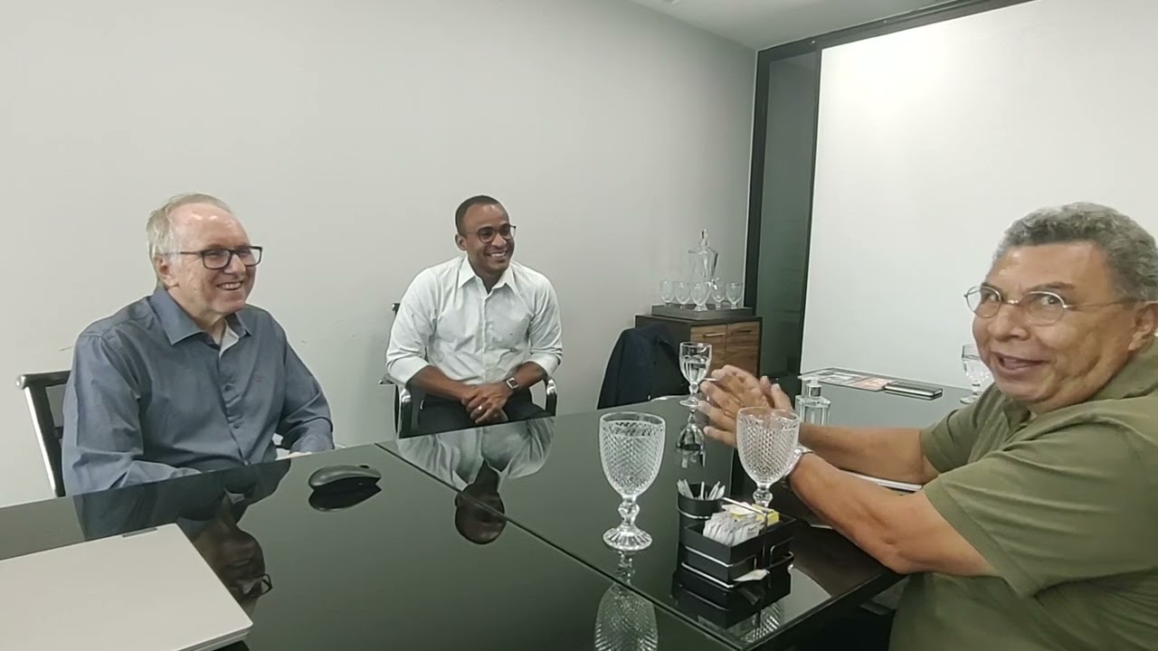 Super Revista visita escritório da ACT Ápice Investimentos em Salvador