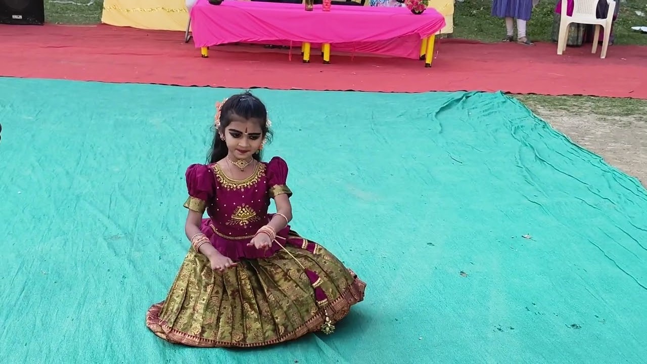 మా school లో నా డాన్స్ 😍