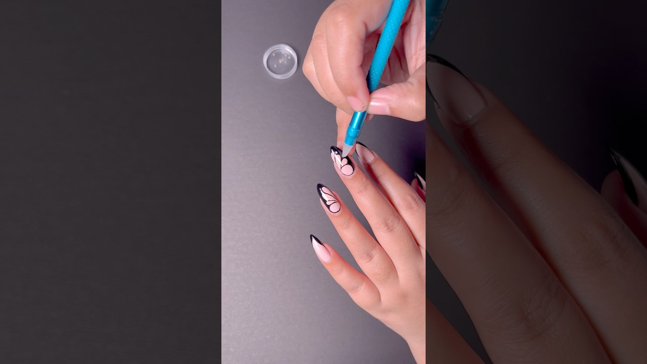 My favourite easy Butterfly 🦋 Nails for you✨💅#shorts #nailart #naildesign #nails #youtubeshorts