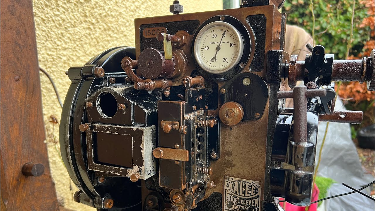 🎄Christmas Special 🎄- 1930’s Kalee Model 11 (Type T) 35mm Film Projector Head
