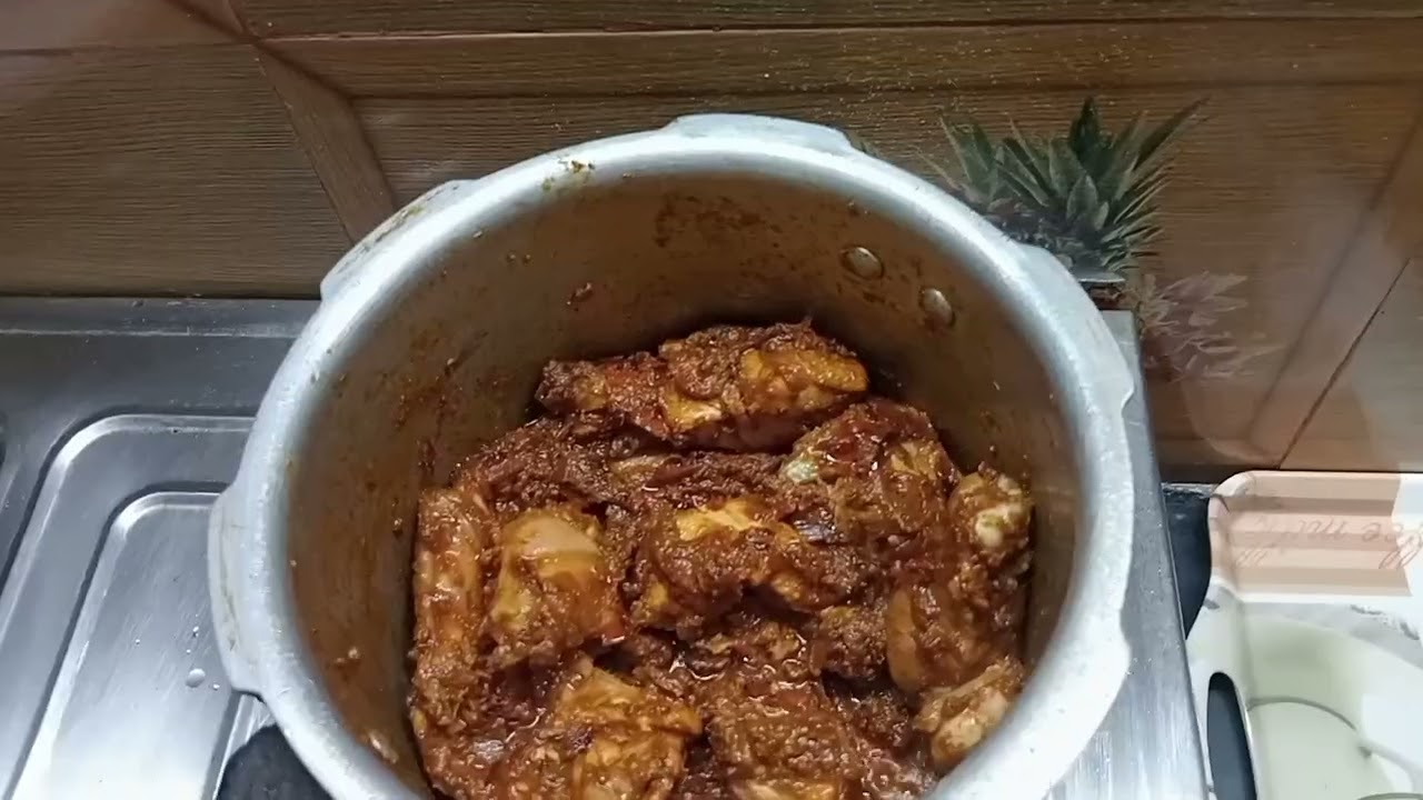 HOW TO MAKE A CHICKEN GRAVY VERY TASTY AND DELICIOUS RECIPE AT HOME 🏡