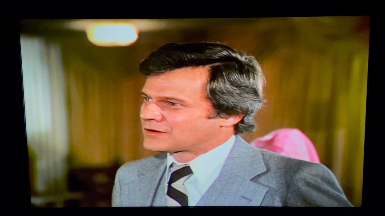 Dallas: Cliff’s secret is exposed!