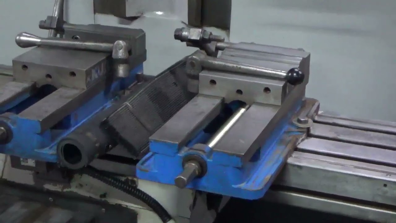 USED CLEVELAND B3VC #30 TOOLROOM CNC BED MILL WITH CENTROID M15 CONTROL