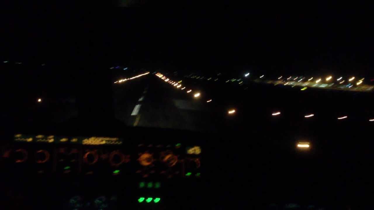 Thai Air Asia A320 Cockpit View Landing at Chiangmai International Airport (VTCC)