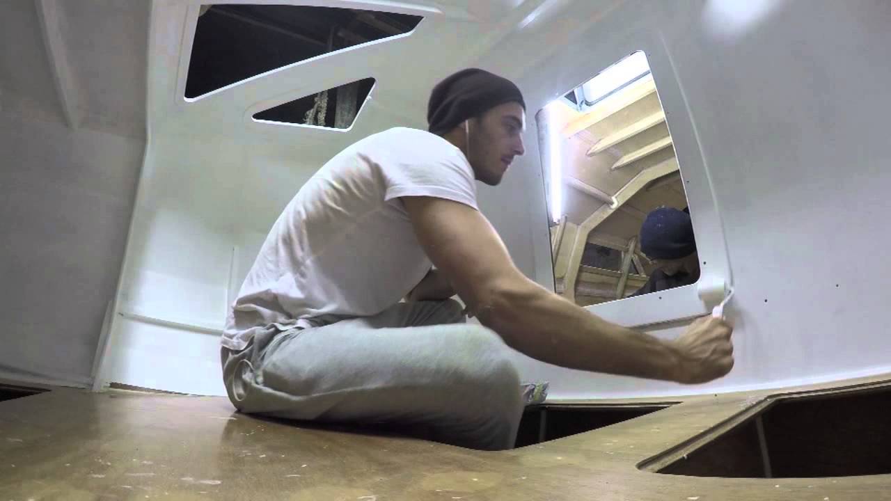 BUILDING  PEDAL BOAT 