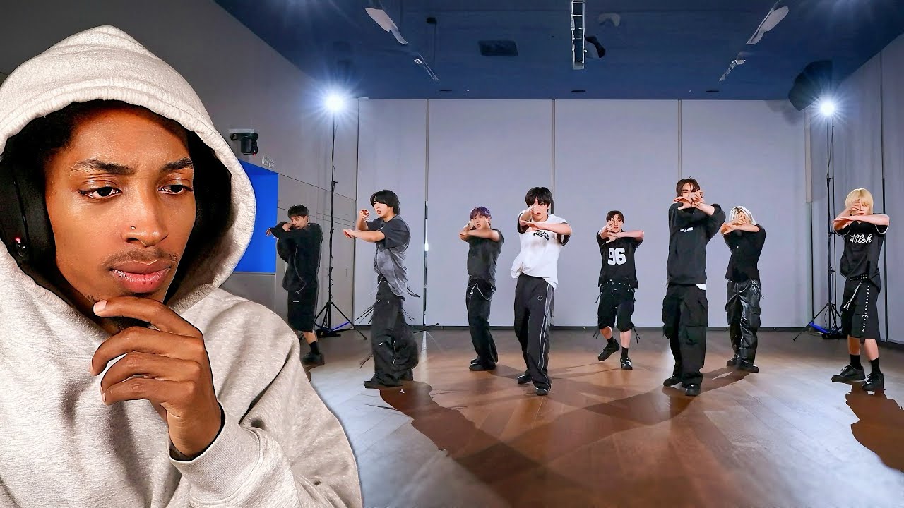 VexReacts To Stray Kids “Chk Chk Boom” Dance Practice