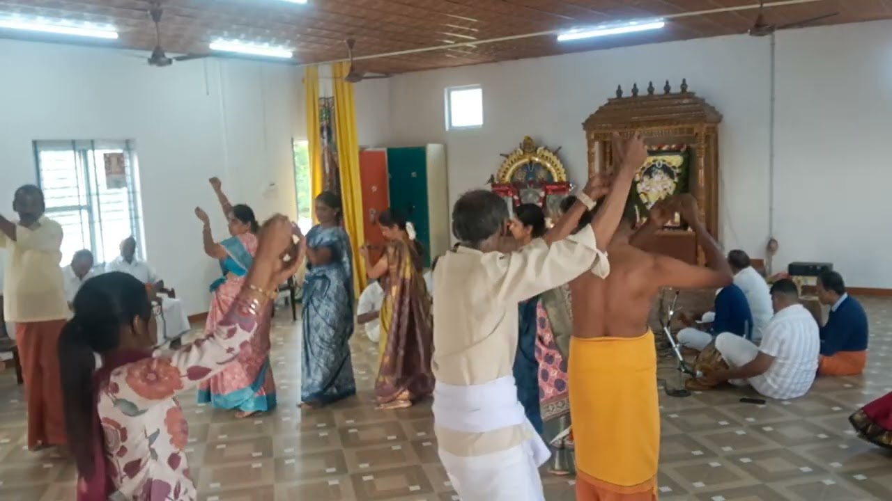 13மார்கழி 28டிசம்பர்25 ஸ்ரீவேணுகான பஜனை சபையோரின் நாமசங்கீர்த்தனம் -  பிருந்தாவனம்