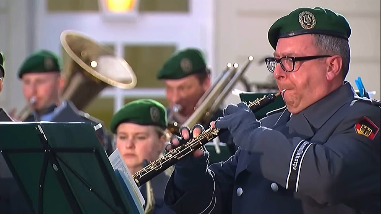 Marsch der Medici: Stabsmusikkops der Bundeswehr/3. Kompanie Wachbataillon Staatsbankett 29.03.2022