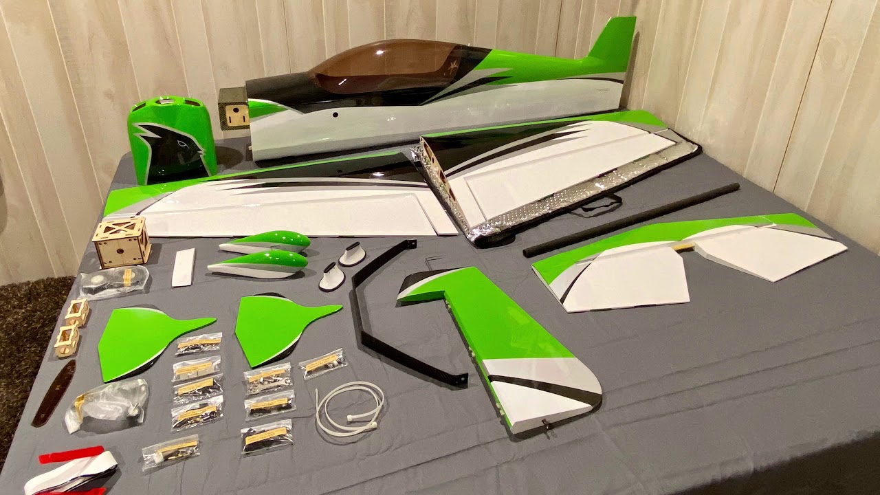 AJ Aircraft 73&rdquo; Raven Unboxing Video