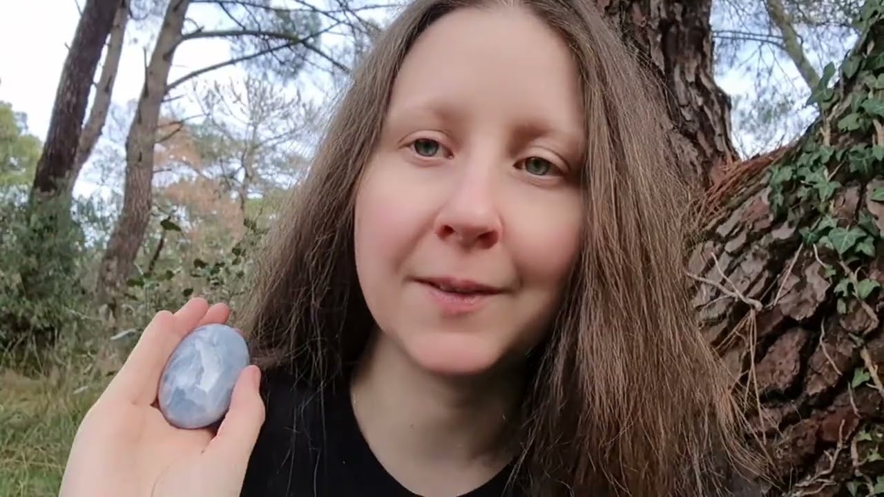 La CALCITE BLEUE 🩵 ma pierre de la semaine