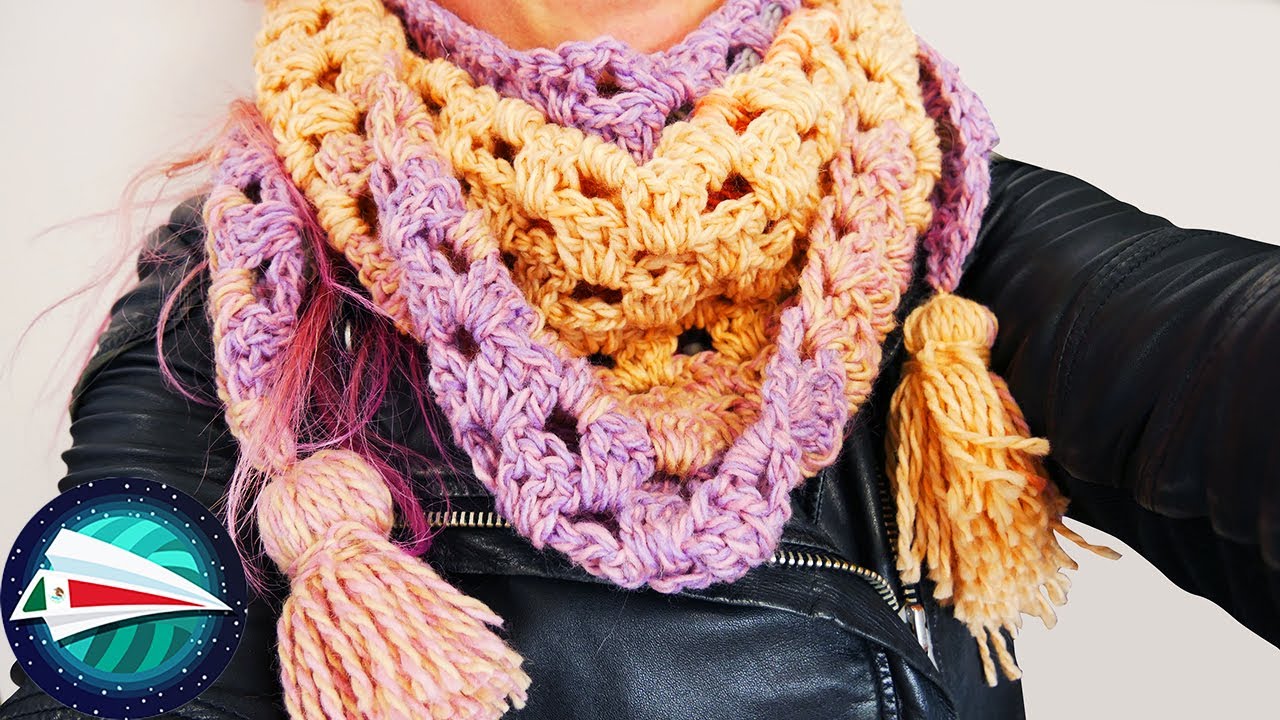 Hermoso chal de otoño con borlas | Tejido para principiantes chal triangular DIY