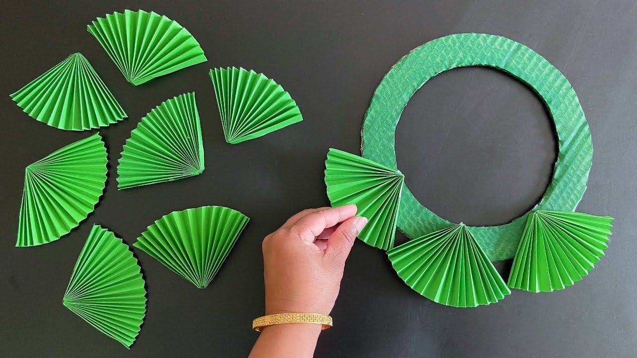 Beautiful Green Wall Hanging Craft / Paper Craft For Home Decoration /Paper Flower Wall Hanging /DIY