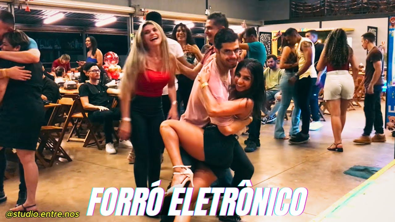 MAILSON E THAYS ARREPIAM NO PISEIRO DO VIRACOPOS