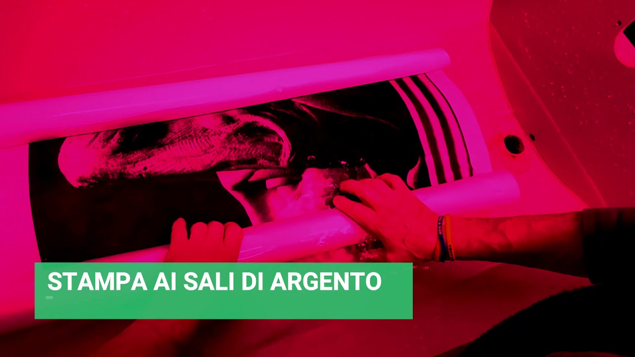 STAMPA AI SALI DI ARGENTO CON INGRANDITORE DIGITALE LAMBDA DURST PER AURELIO AMENDOLA