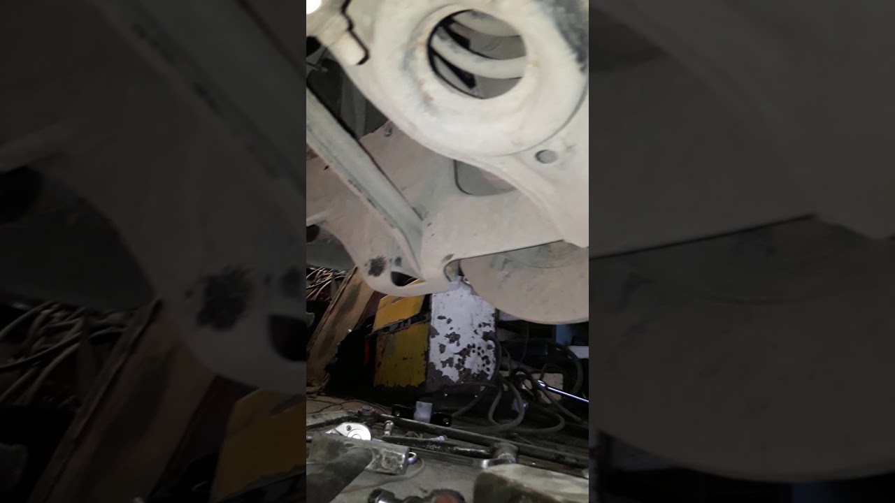 Ремонт задней подвески МАЗДА СХ-7 (начало)