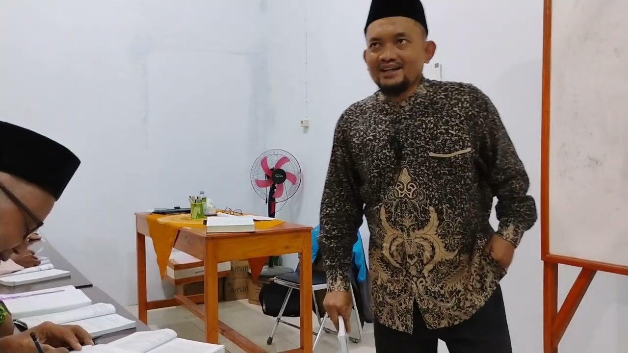 CARA MEMURNIKAN TAUHID Oleh : USTADZ FIRMAN MAOLANA, Lc.