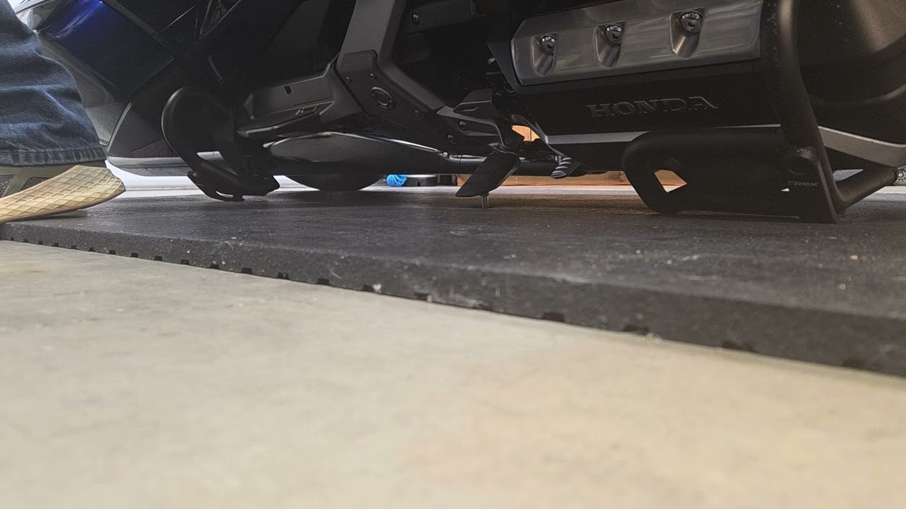 2018 Goldwing with T-Rex tip-over bars and 30mm feeler pegs PART 2 of 2