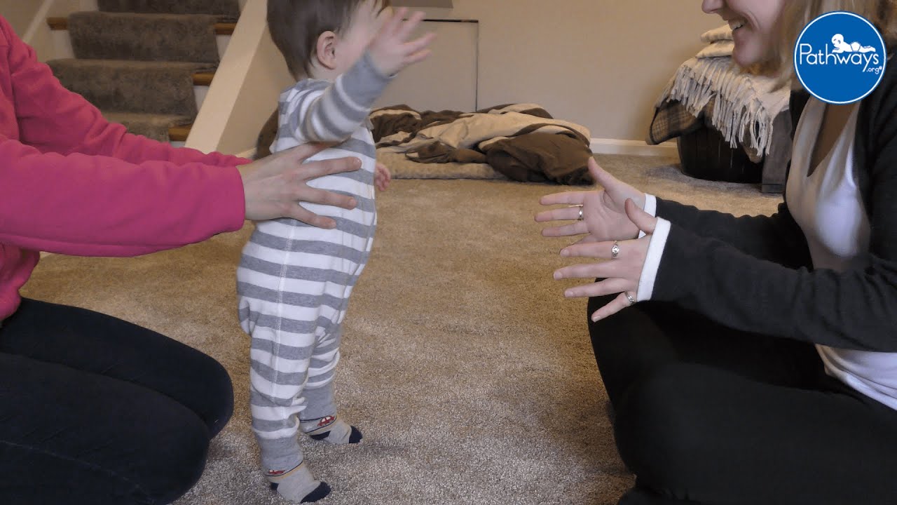 Baby&rsquo;s First Steps | A Parenting Guide