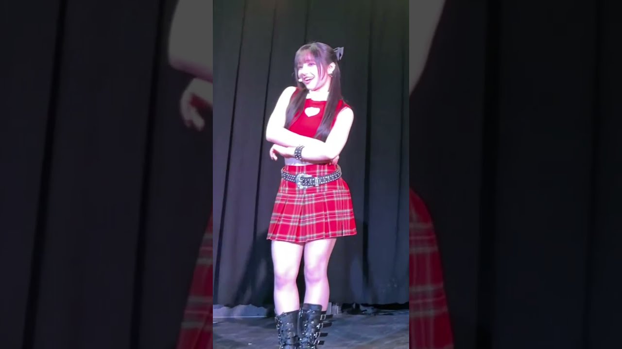 260207 유니스 UNIS 윤하 Yunha Fancam - Good Feeling live @ Racket, NYC 4K Front Row