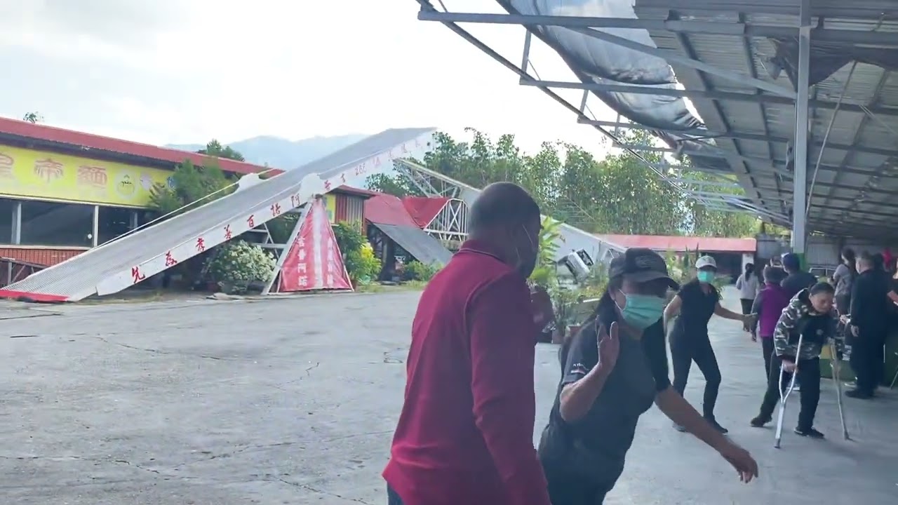 *吉普車表演二輪技術* 吉普阿諾表演特技