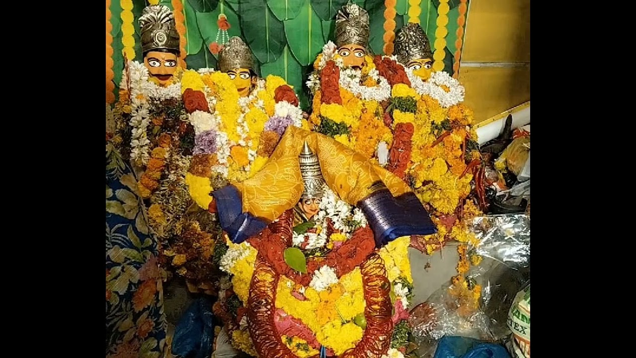 అర్థం ఋగావెంత ఆలోచించినా అష్టదిక్కులనేలు ఓంకార మంత్రమ