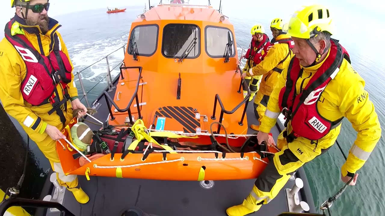 New Brighton and Hoylake RNLI in challenging training exercise