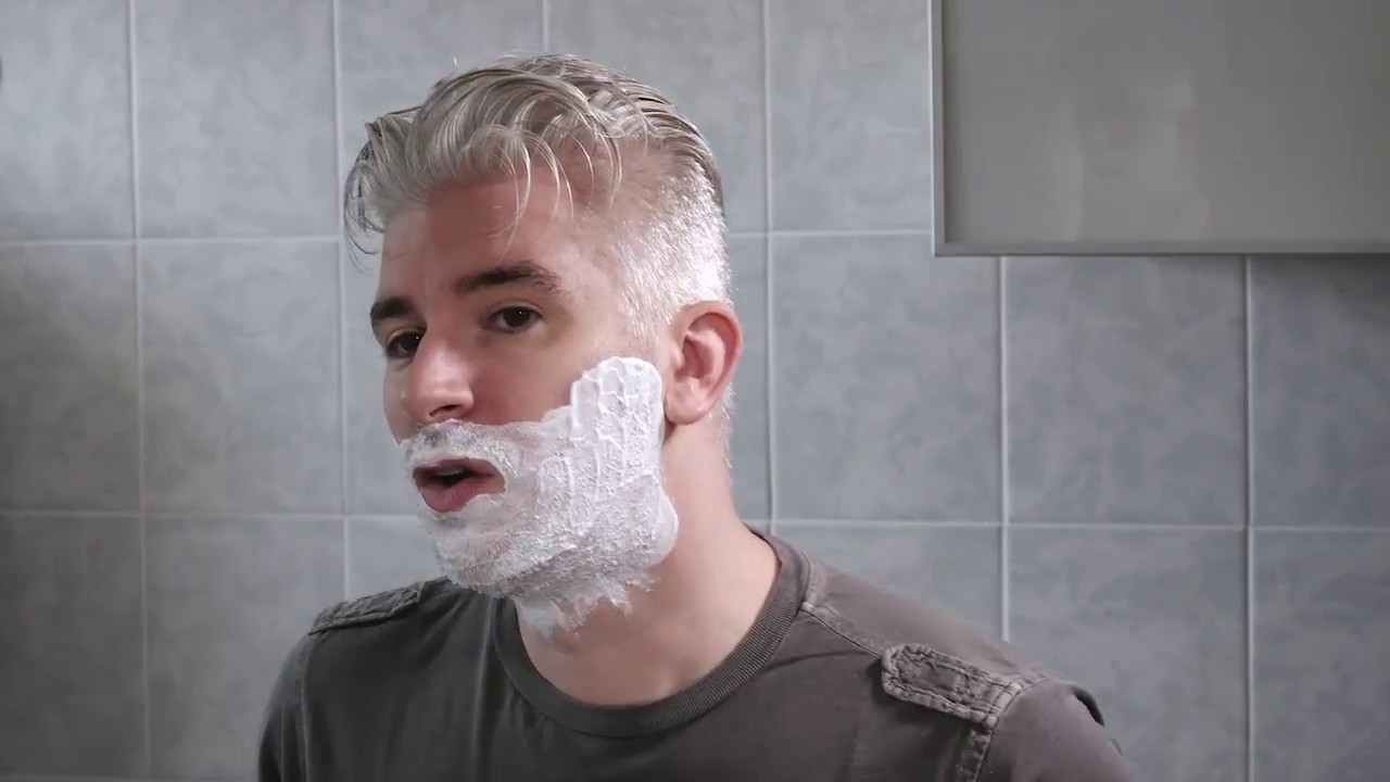 Chi è Alessio di Roba da Uomini -q&a- Sbarbata e chiacchierata 🍻