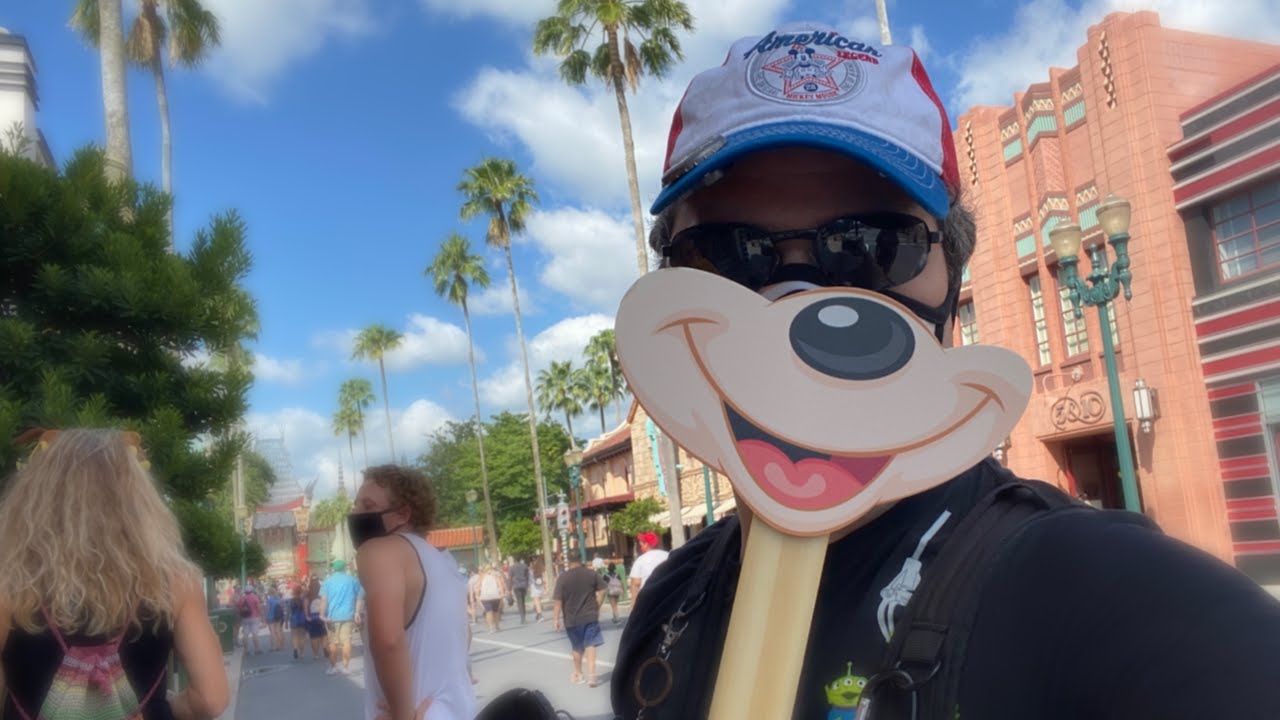 EMPTY Disney Park!! Castmember Preview of Hollywood Studios!