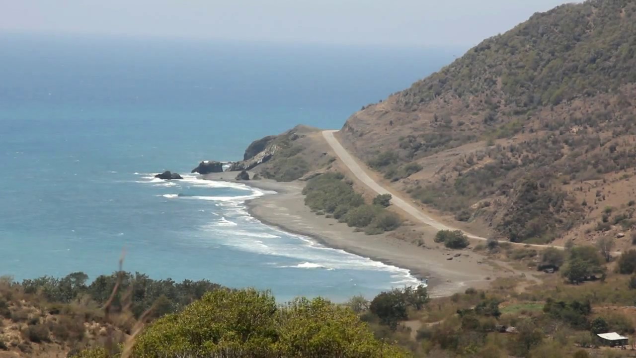 Cuba: from Santiago to Marea del Portillo. 3. Las Cuevas - Marea del Portillo  (carretera Granma).