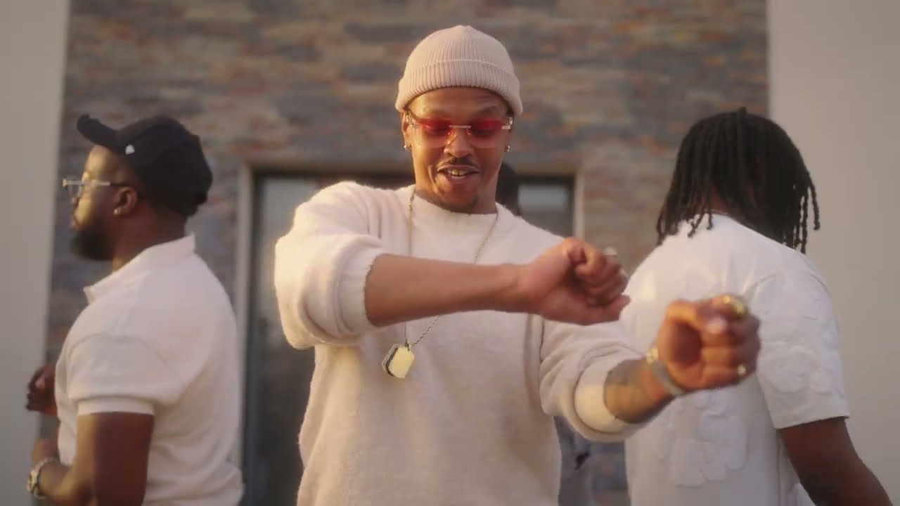 La Synesia - Tout Droit (Clip Officiel)
