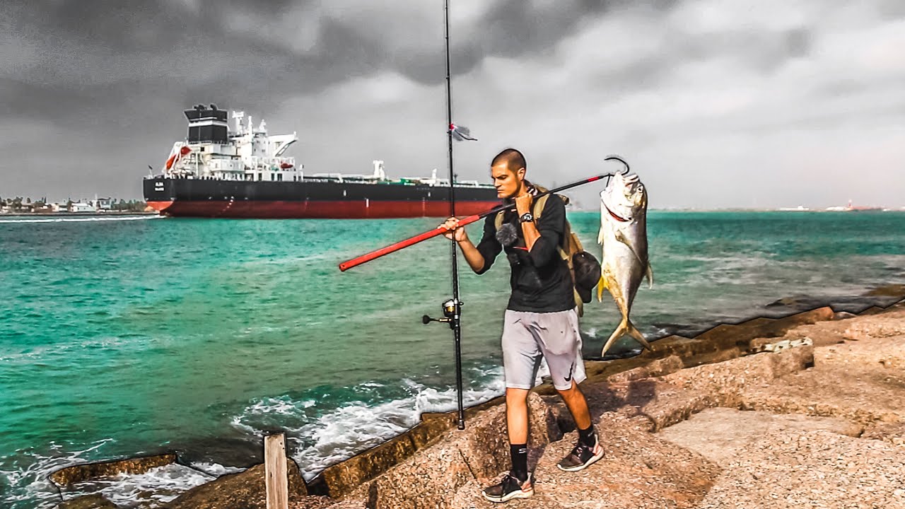 two MONSTER FISH caught off land - why you need a vent tool