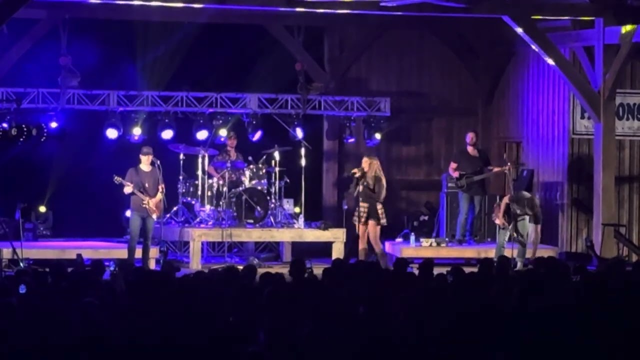 “Sweet Wine and Cigarettes “  Sing by Jess jess Moskaluke