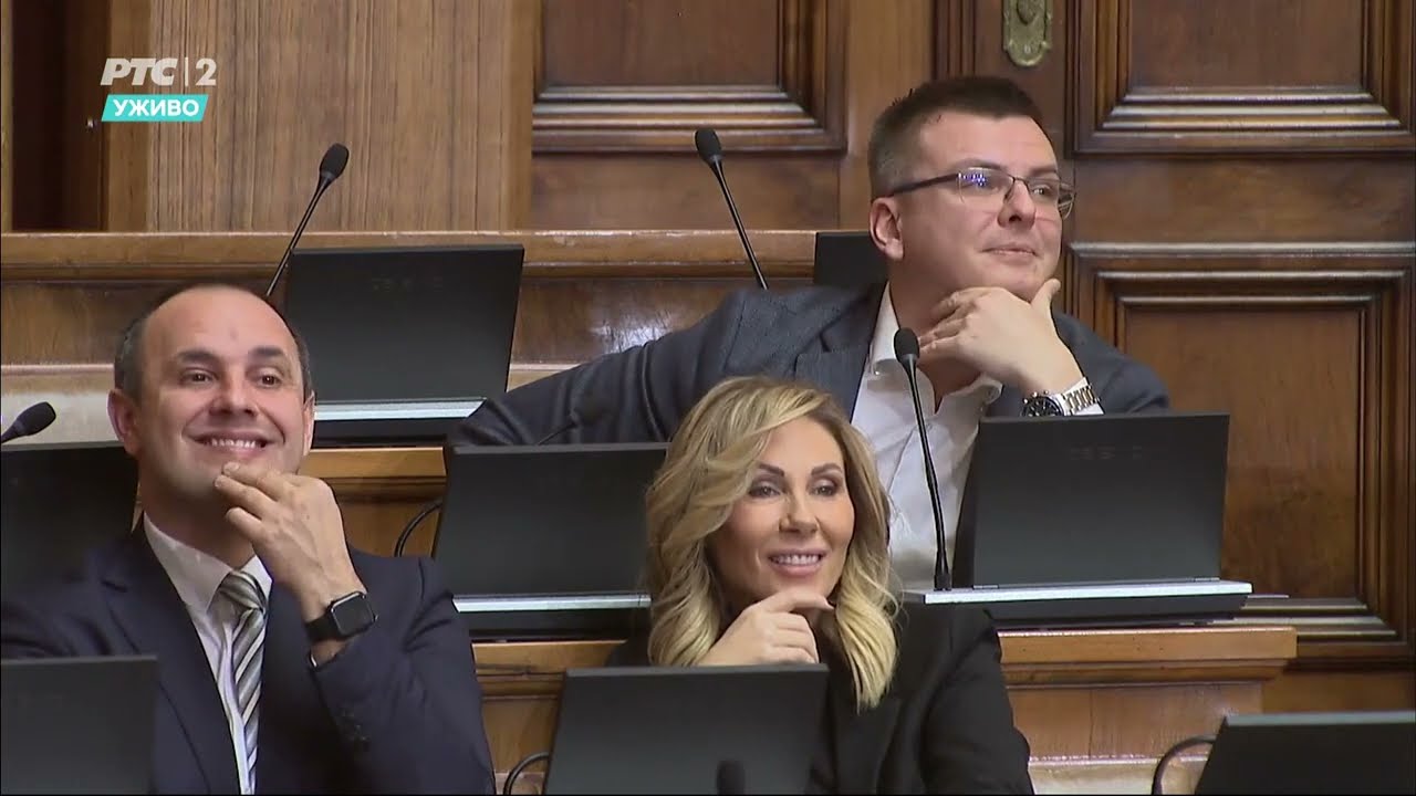 😯 Парандиловићу његови НЕ ВЕРУЈУ ДА ЈЕ НОРМАЛАН