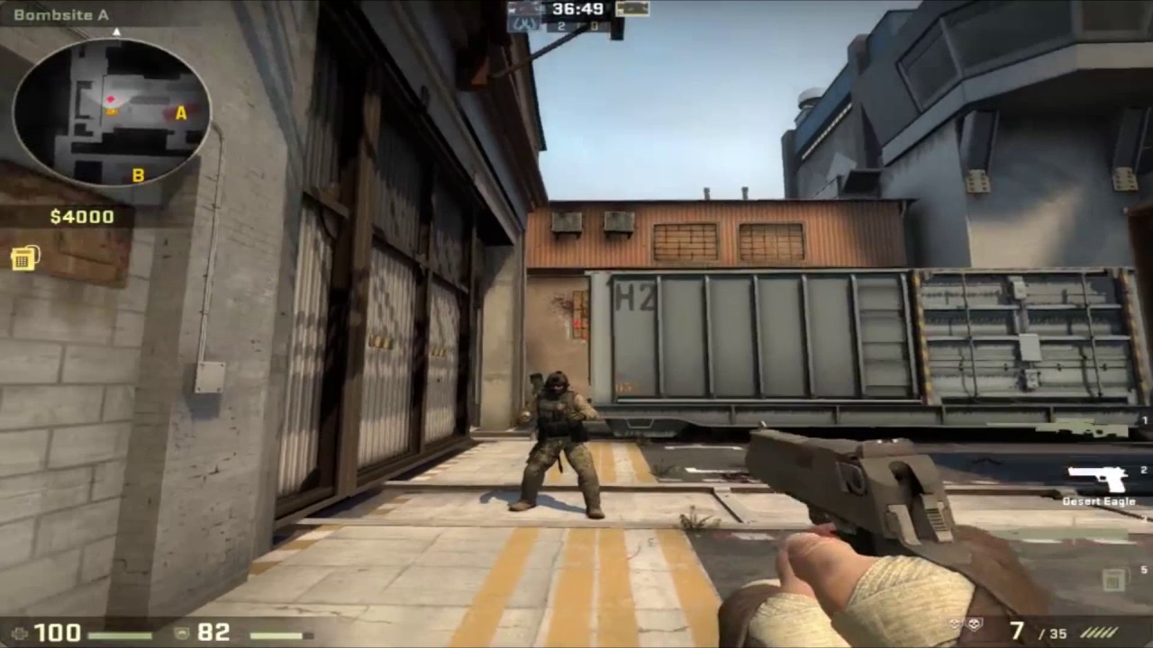 Teaching Dan M, Moe and Freakazoid how an Aimlock works.