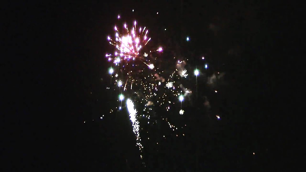 epicfireworks -  blitz' n' thunder - 100 Shot Finale Barrage